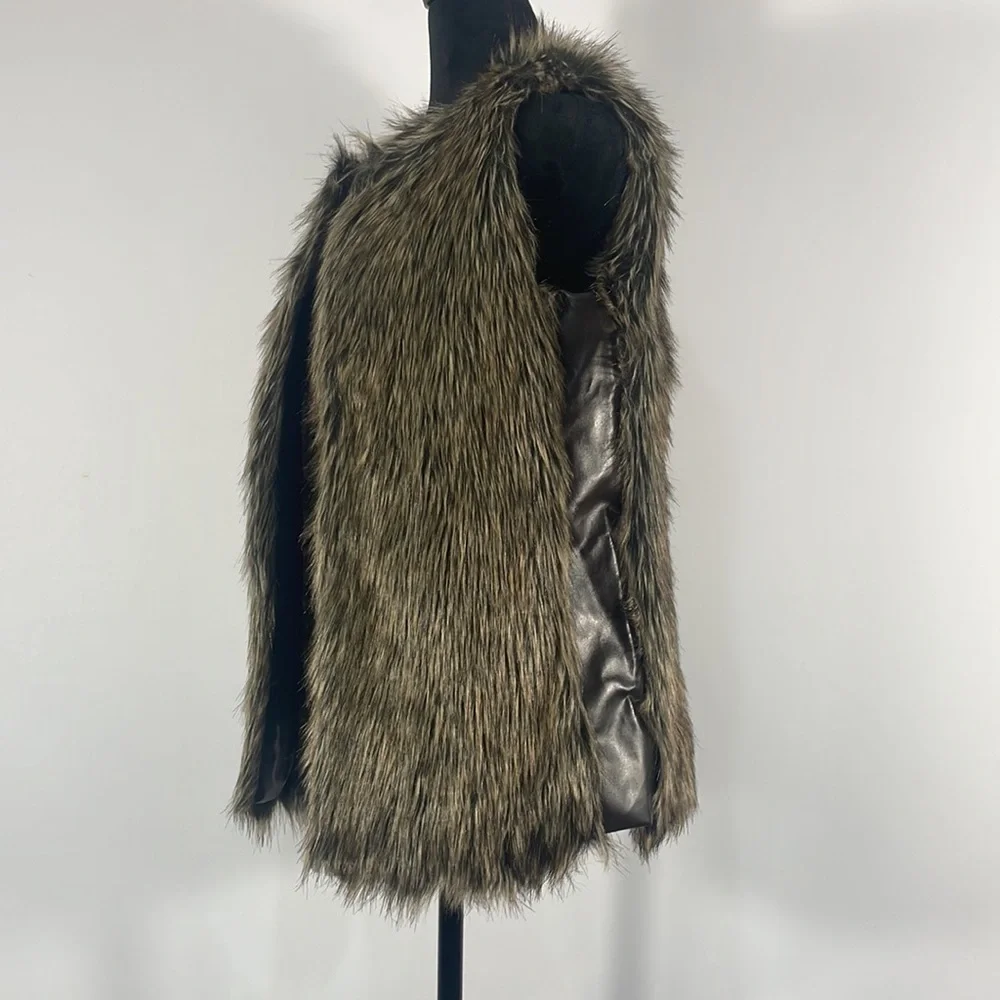 Miss London, Retro Faux Fur Vest, Size Medium, brown, Vintage look - Picture 2 of 11
